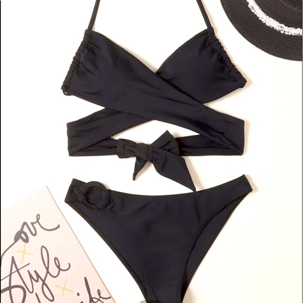 Crisscross Wrap Halter Bikini Swimsuit